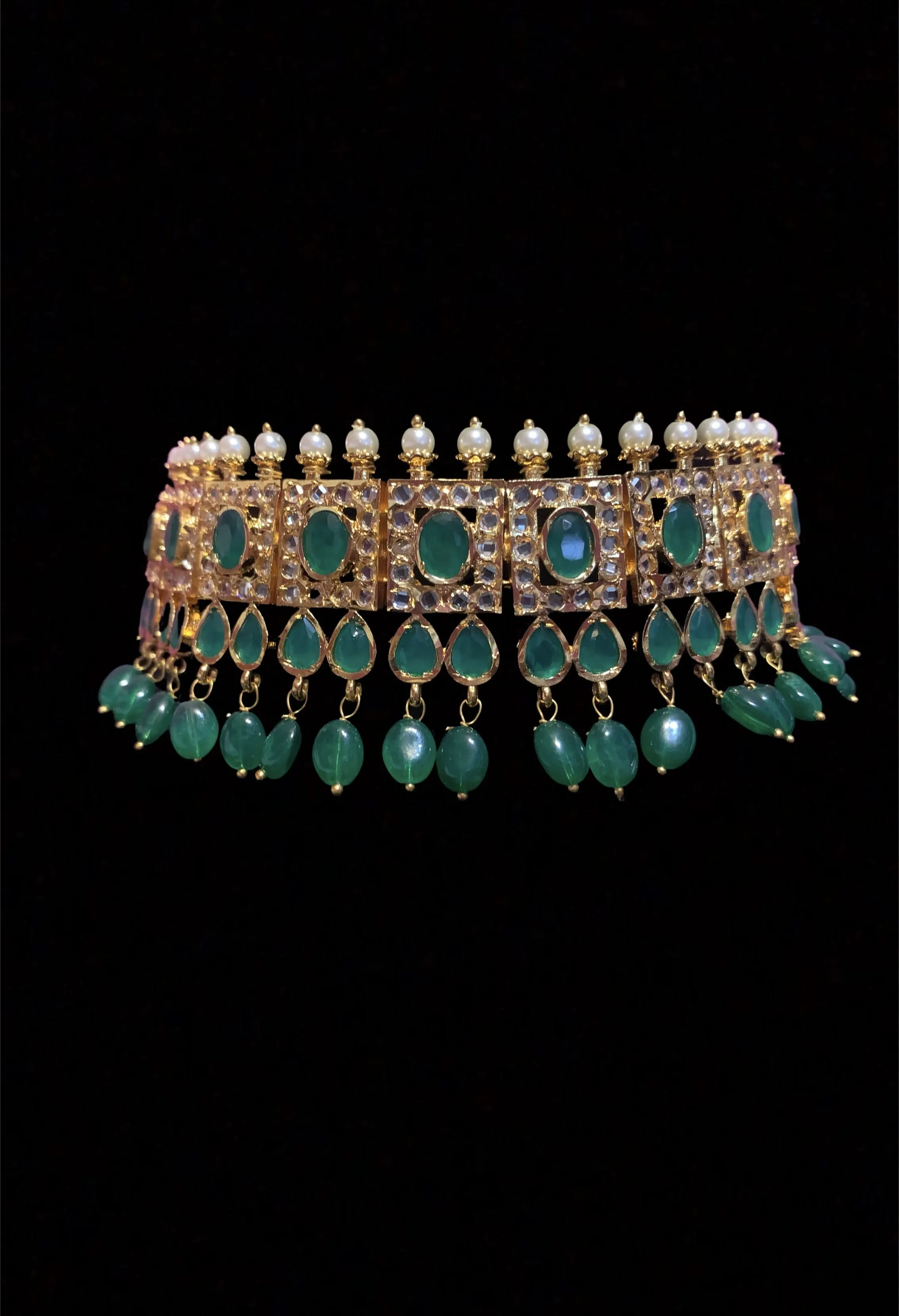 Gauhar hyderabadi choker in green     ( READY TO SHIP )