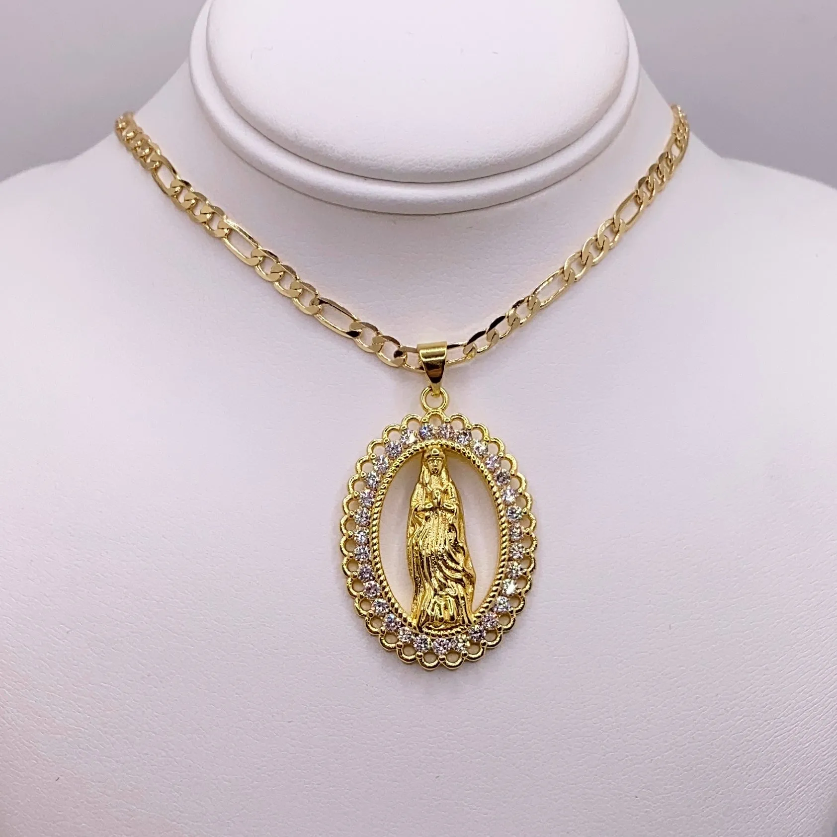 Oval Virgencita Necklace 011