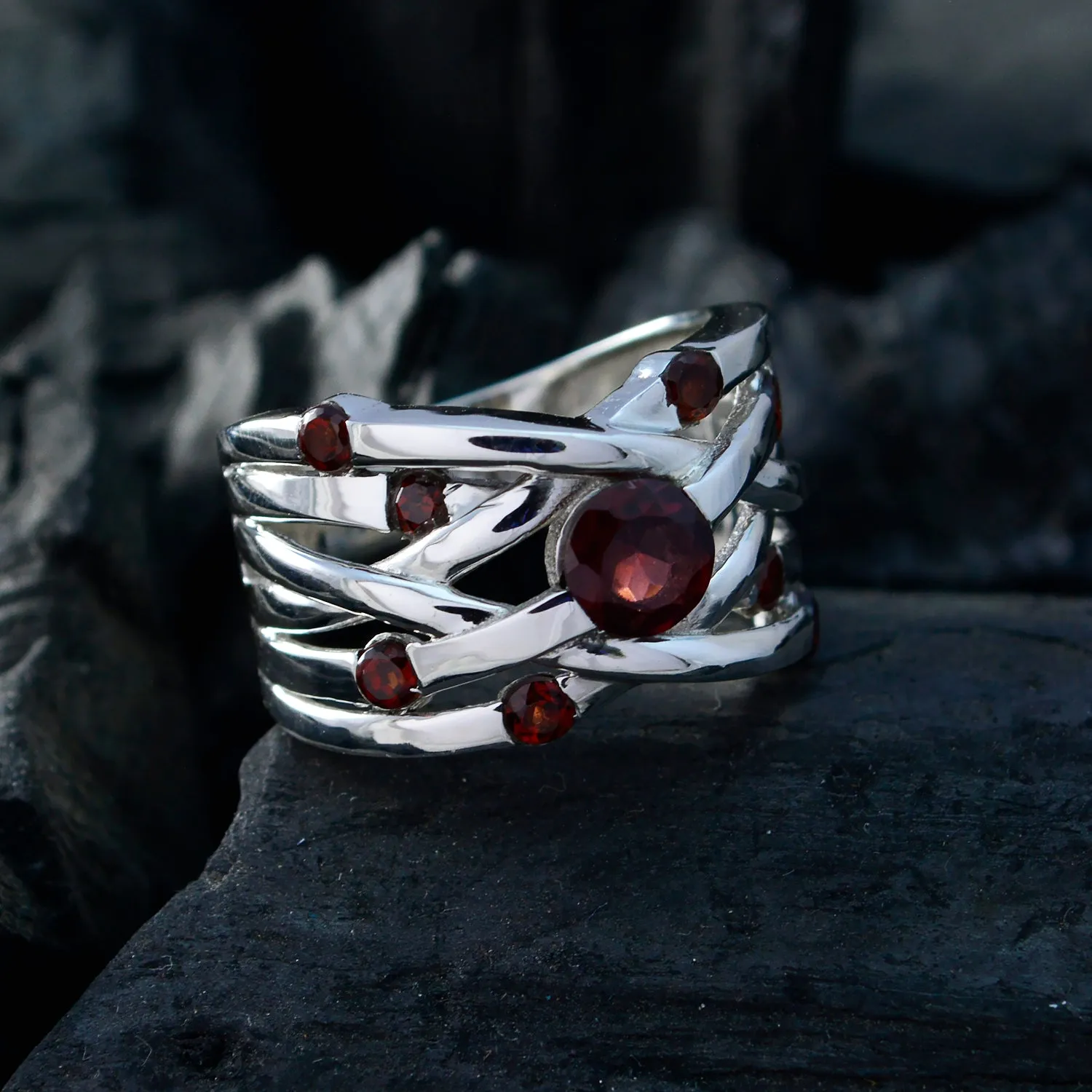 Pleasing Gemstone Garnet Solid Silver Ring Fashion Jewelry Wholesale