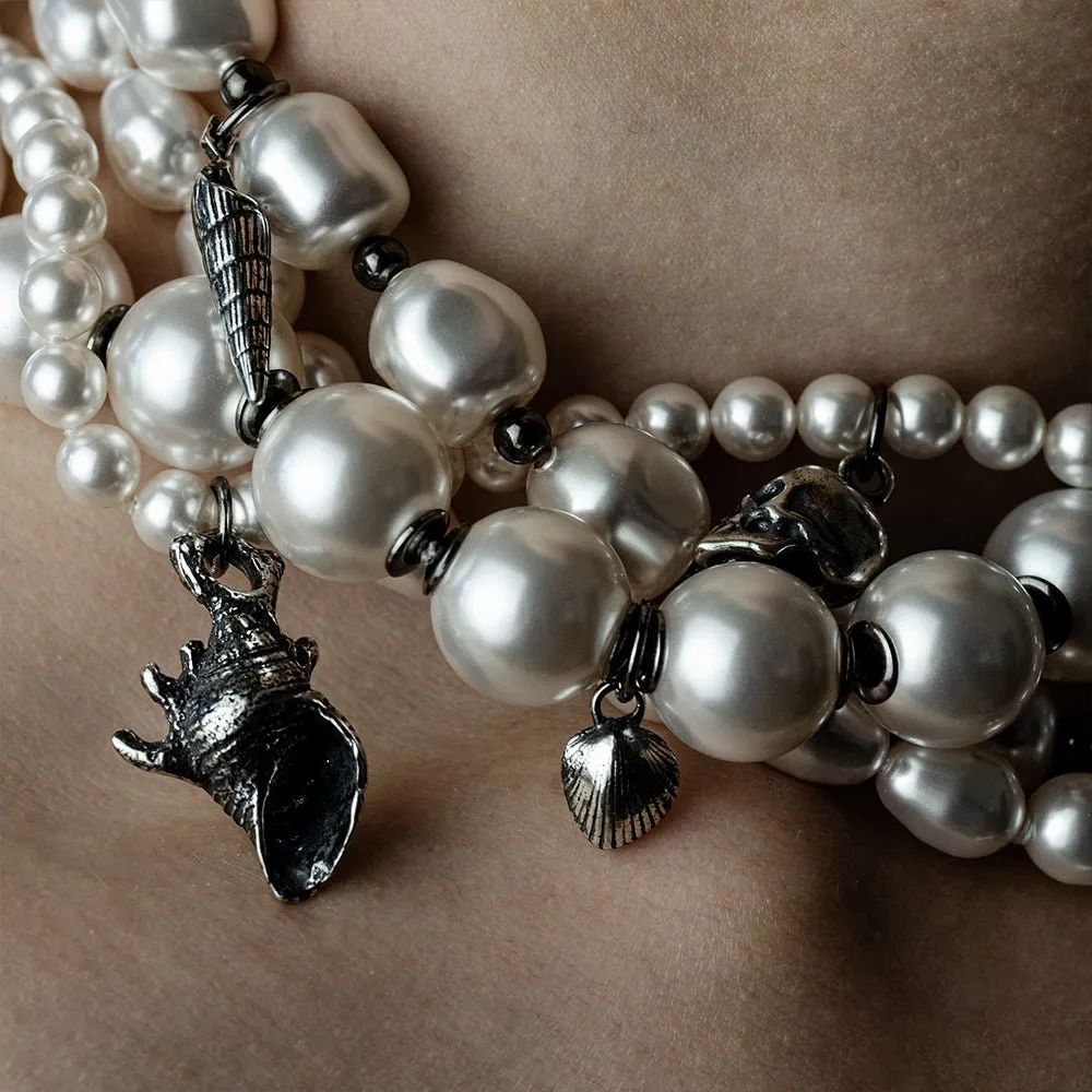 Siren necklace