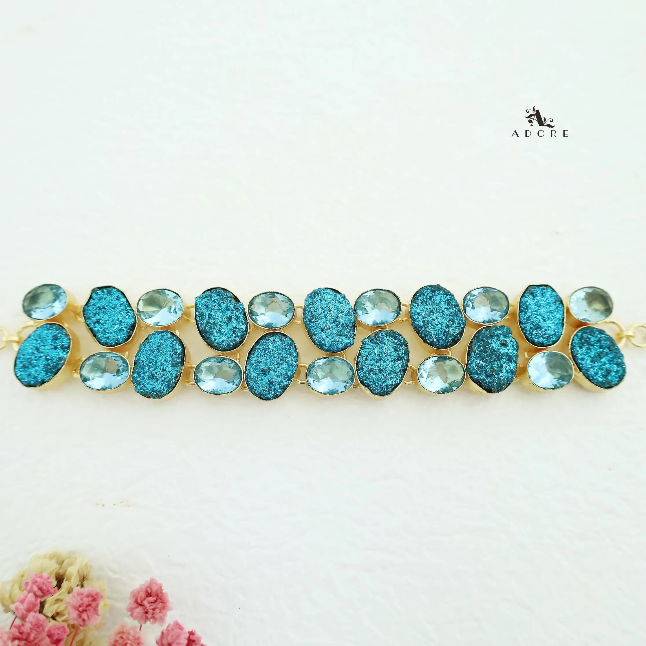 Sloviyas Choker